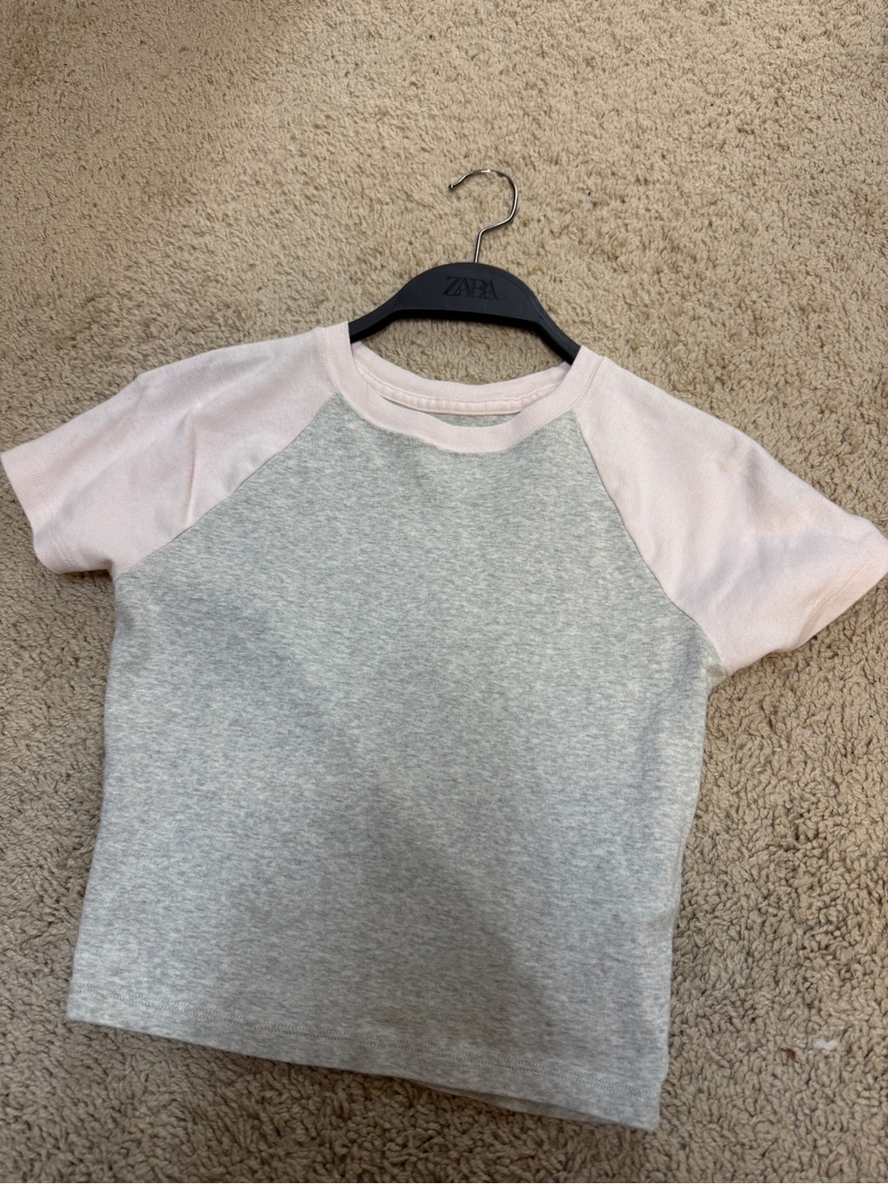 Hollister Short Sleeve Raglan Tee in Light Pink and Heather Gray